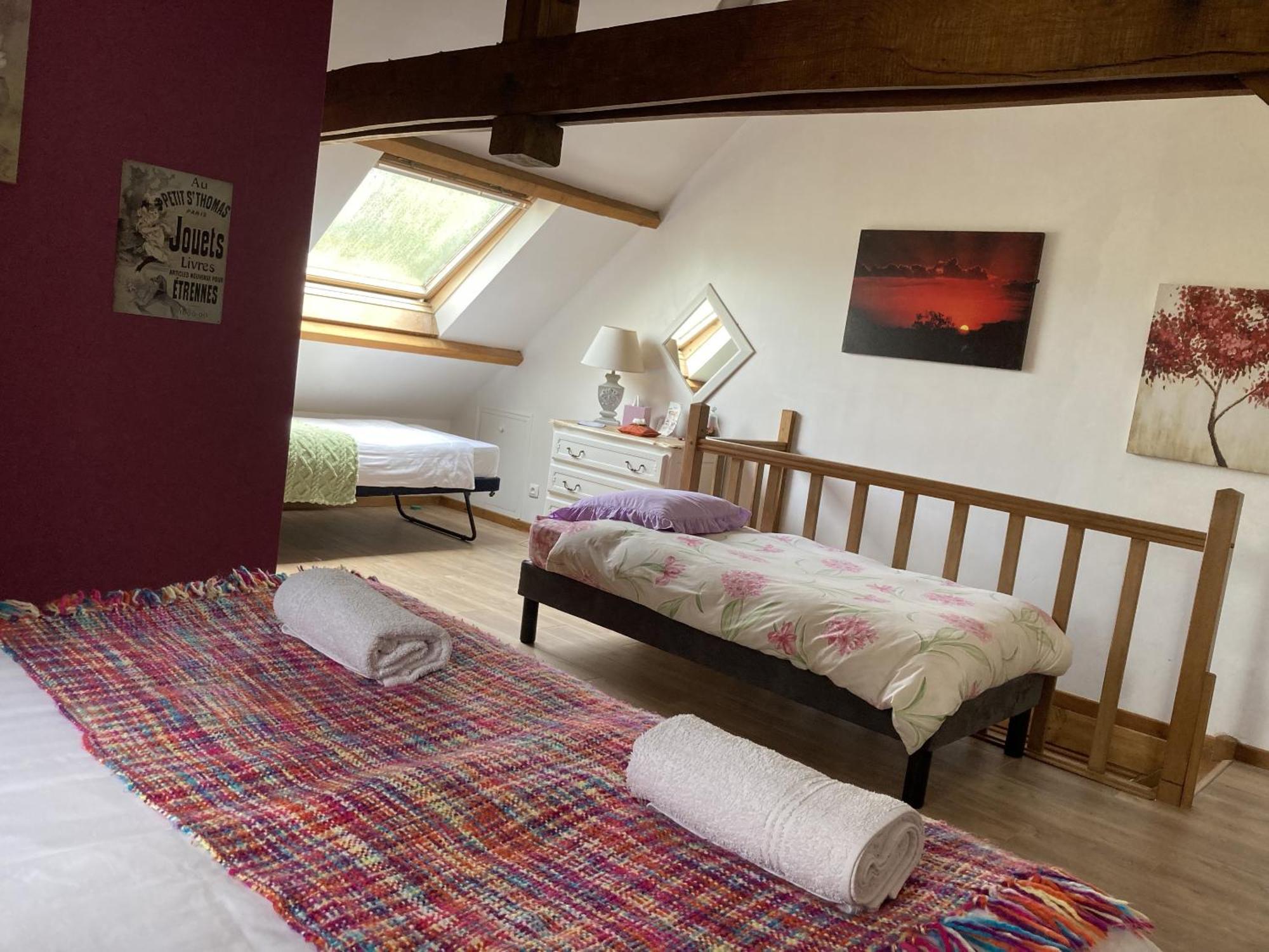Chambres D'Hotes - La Marmoire Soudan  Room photo